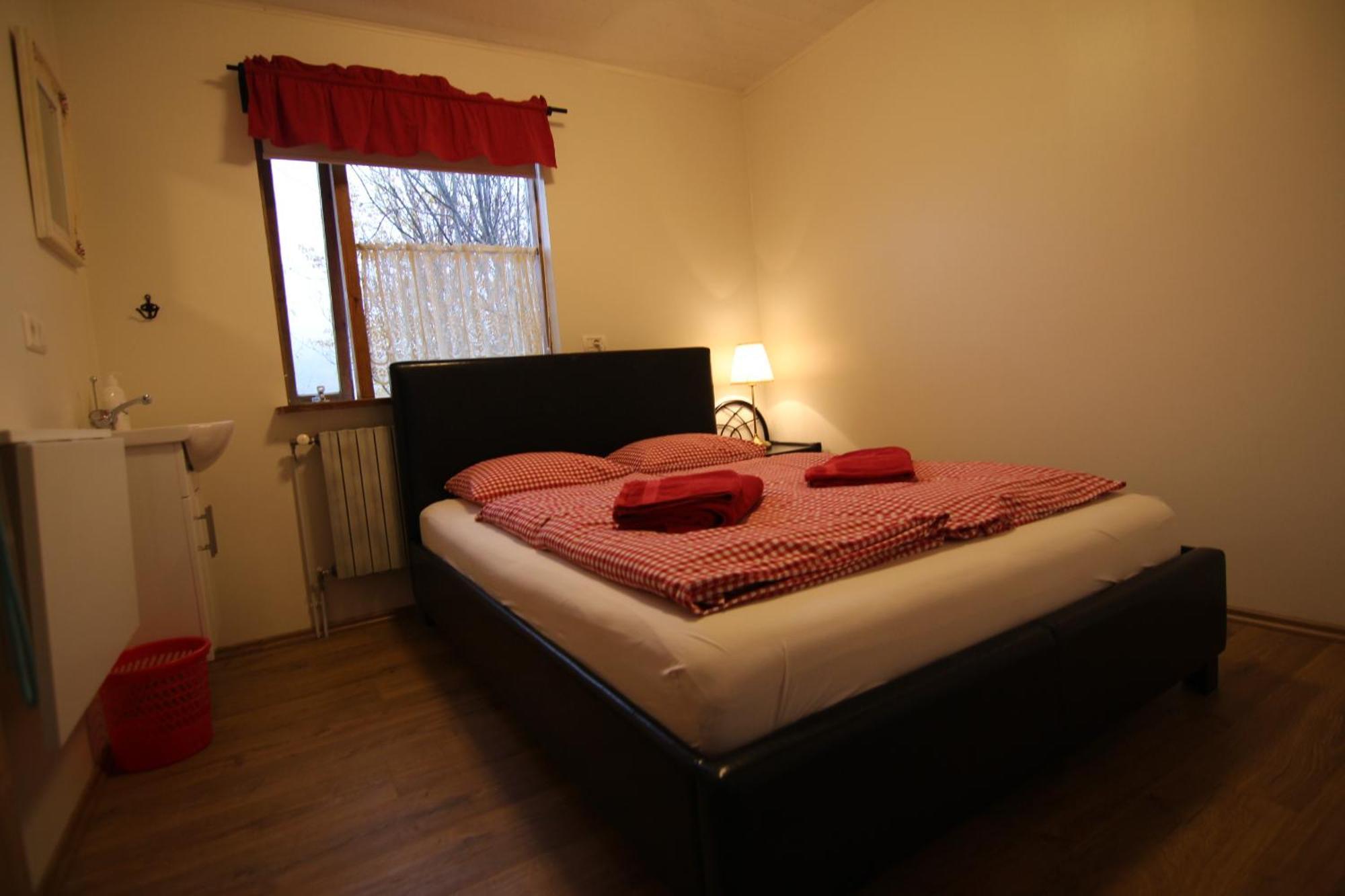 Cja Guesthouse Лаугар Екстериор снимка