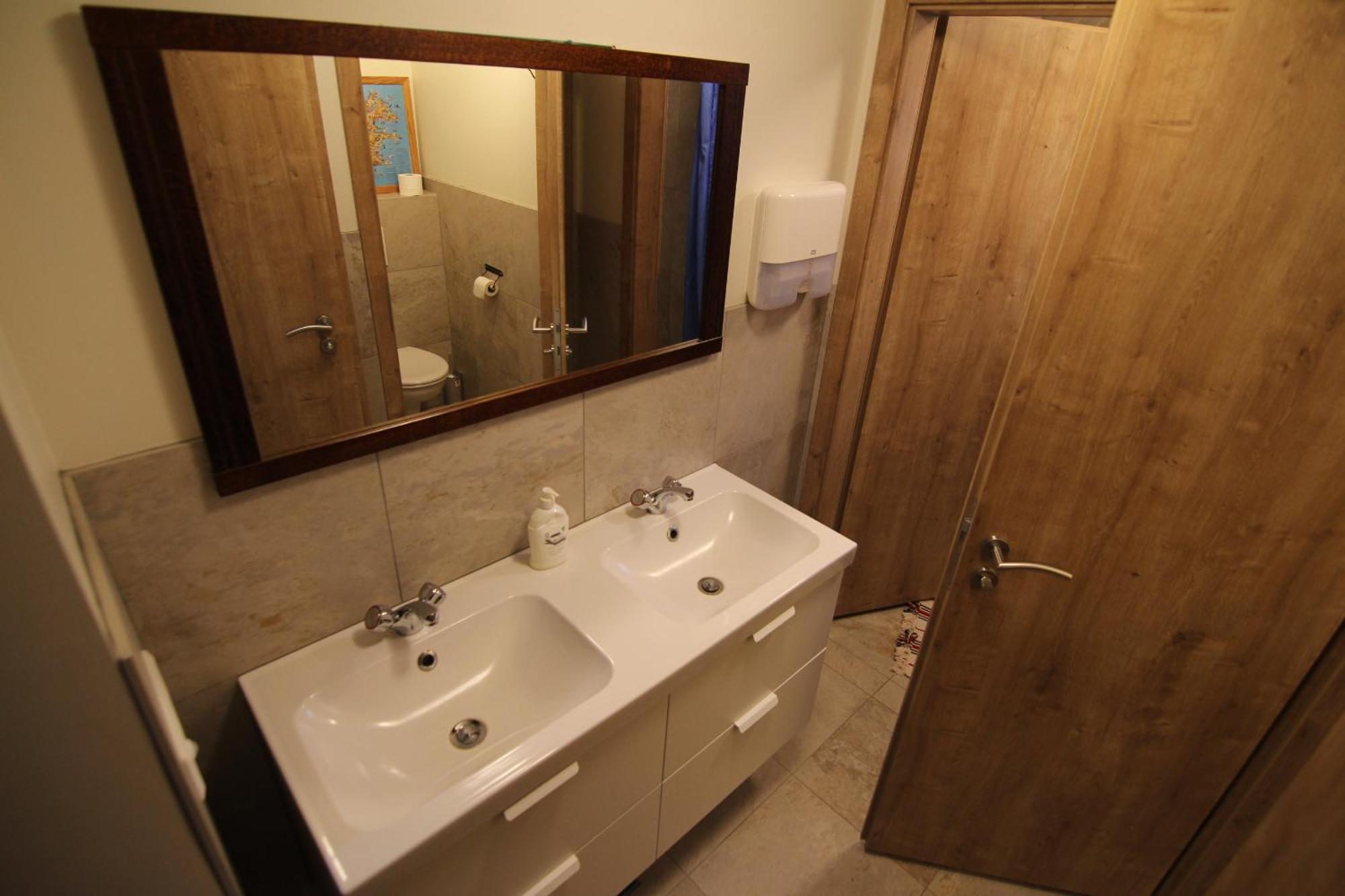 Cja Guesthouse Лаугар Екстериор снимка