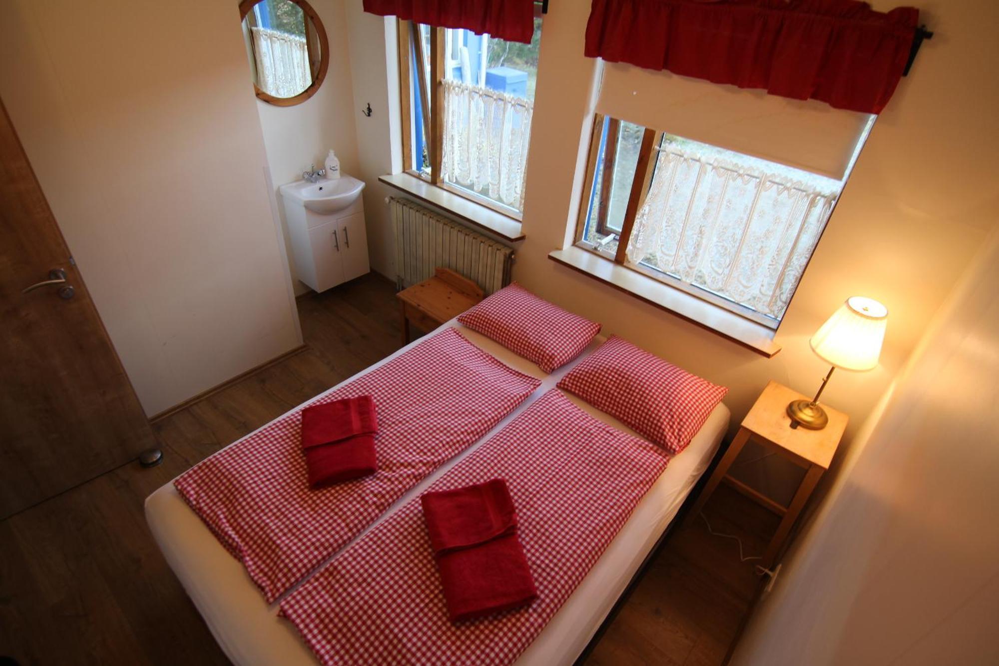 Cja Guesthouse Лаугар Екстериор снимка