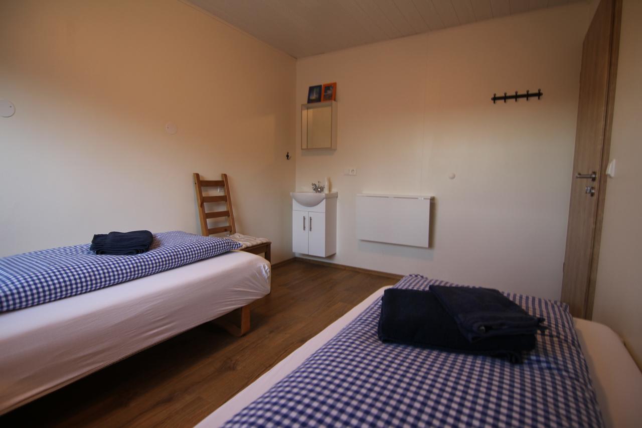 Cja Guesthouse Лаугар Екстериор снимка